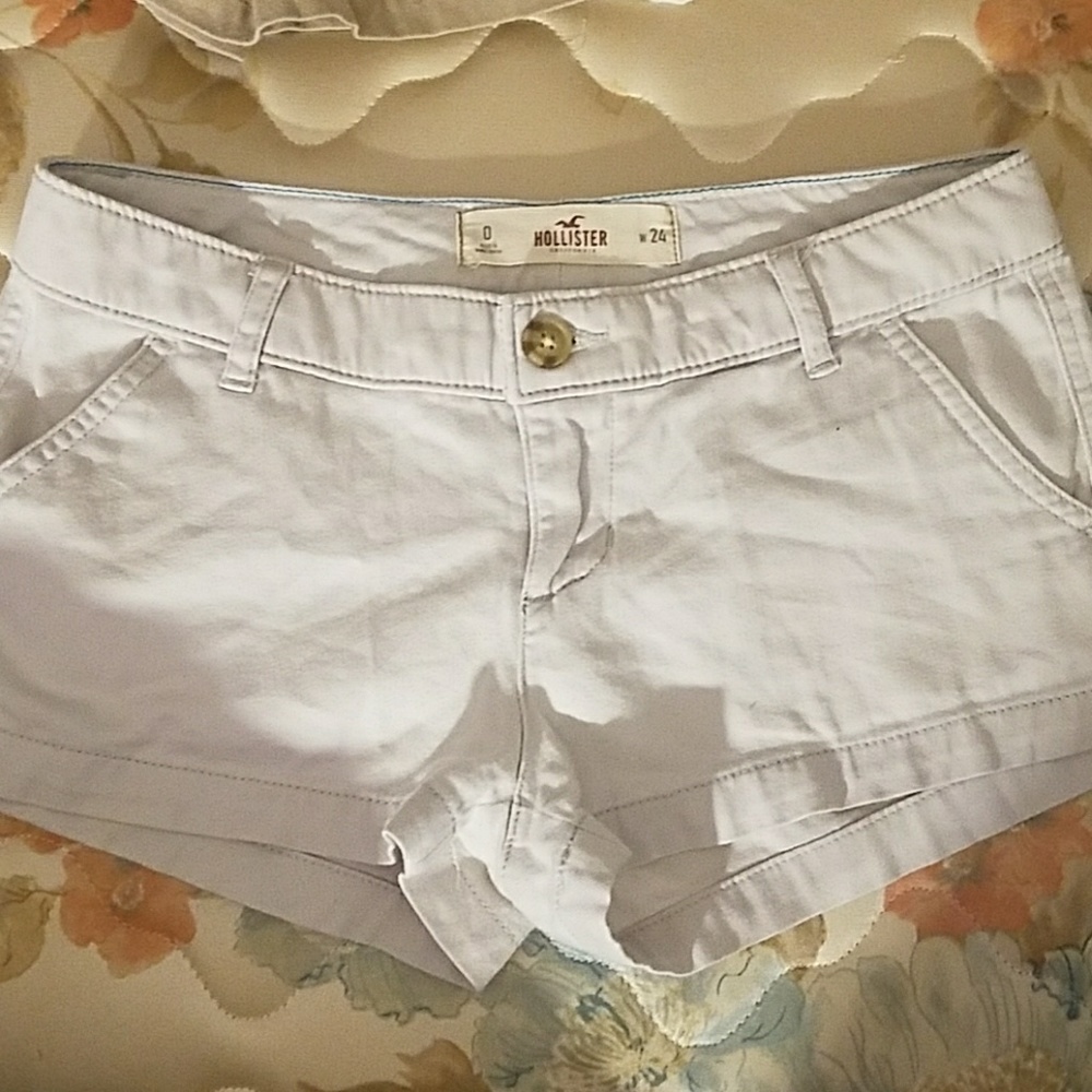 new never worn, hollister 0 shorts